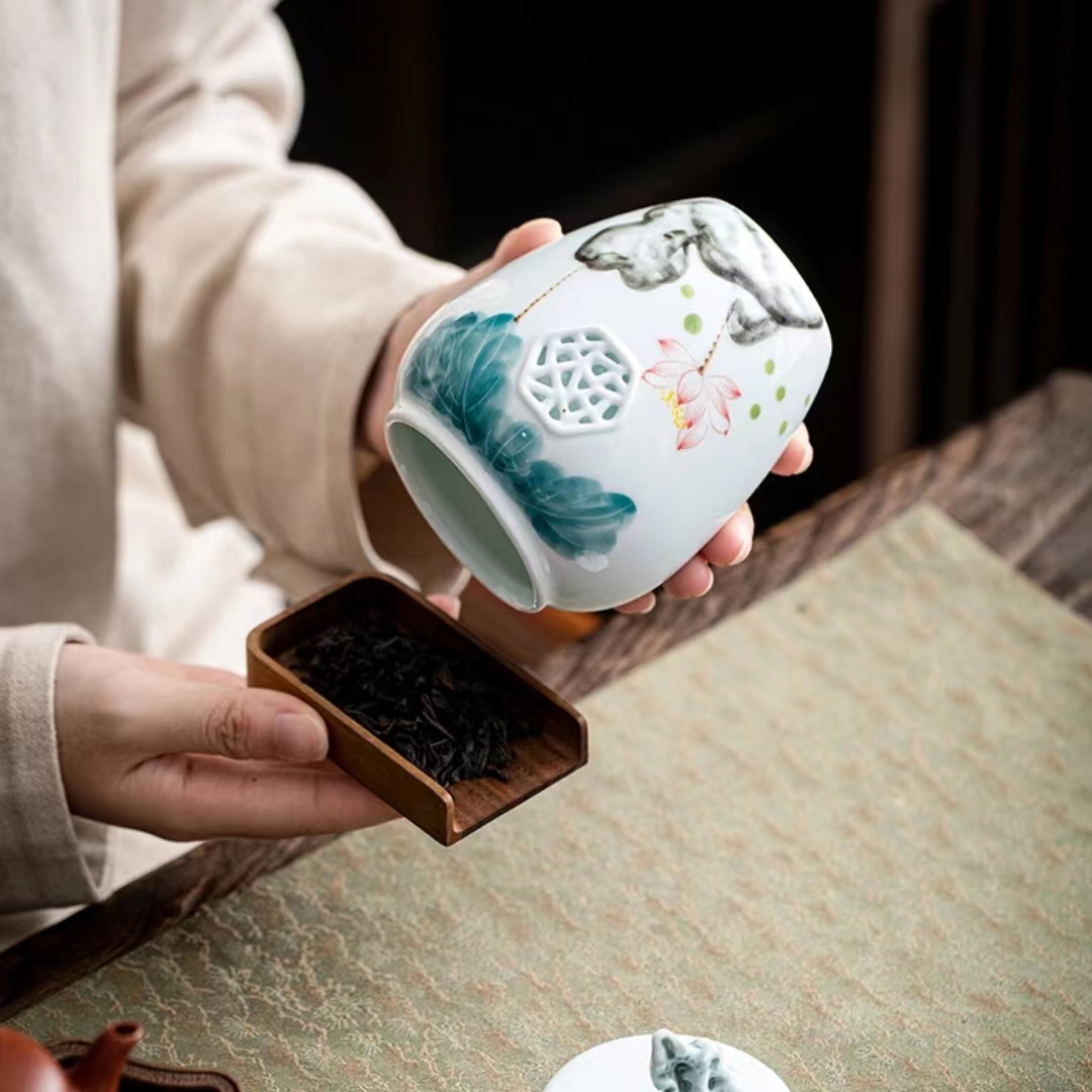 【汀和大福】窗花開窗蓮葉清荷女士白色茶葉罐